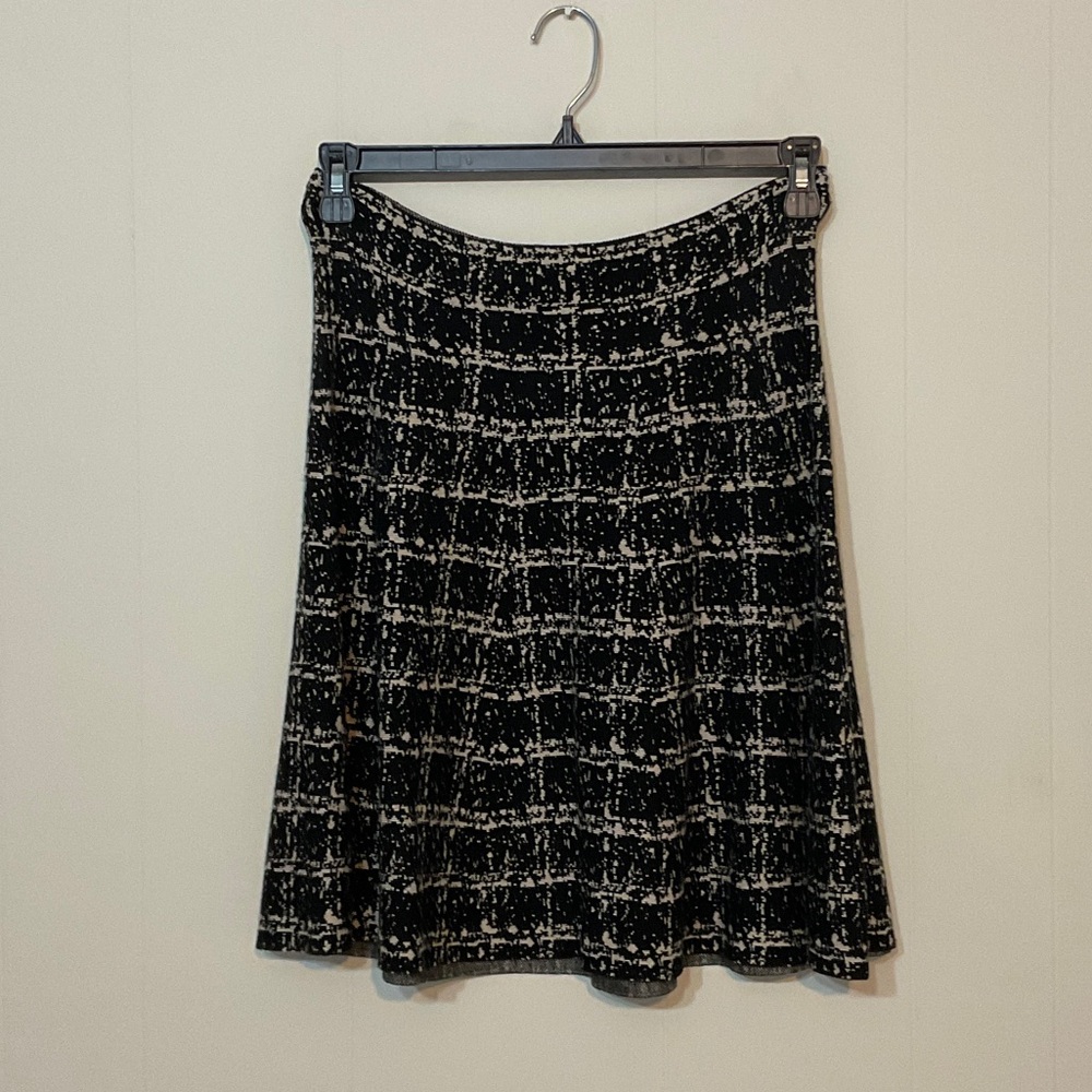 Max Studio Black and Cream A-Line Skirt